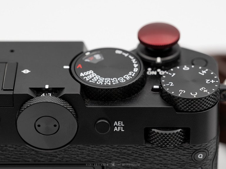 FujiFilm GFX100RF