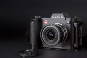 Voigtlander 15mm Super-Wide Heliar after surgery on the Leica SL
